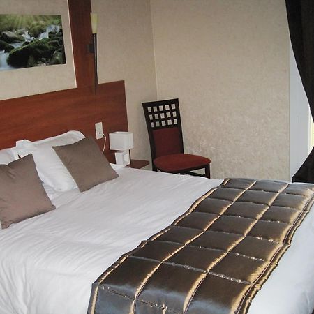 Hotel Restaurant Rive Gauche Bessines-sur-Gartempe Екстериор снимка