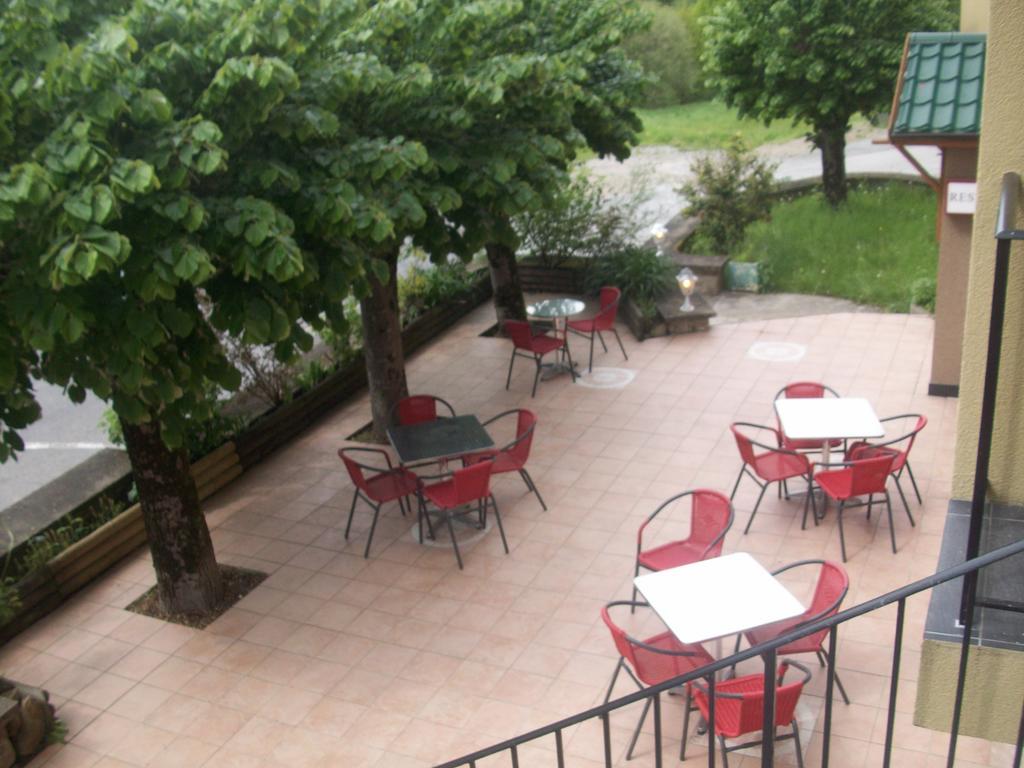 Hotel Restaurant Rive Gauche Bessines-sur-Gartempe Екстериор снимка