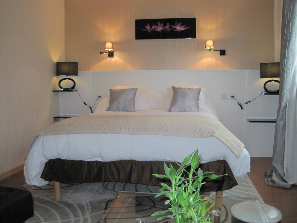 Hotel Restaurant Rive Gauche Bessines-sur-Gartempe Стая снимка