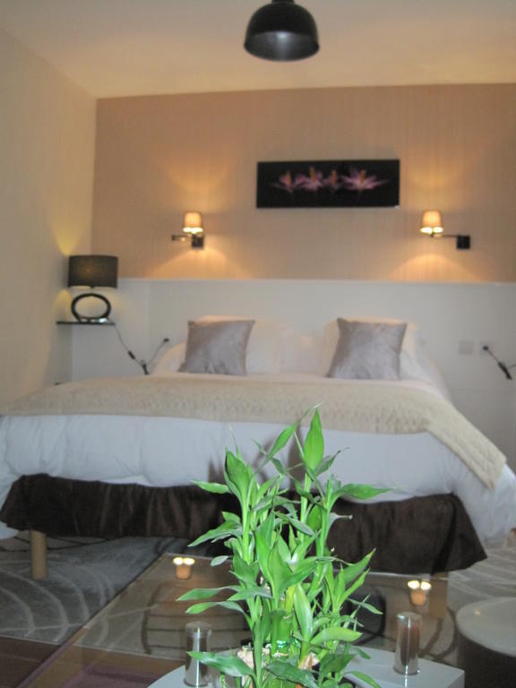 Hotel Restaurant Rive Gauche Bessines-sur-Gartempe Стая снимка