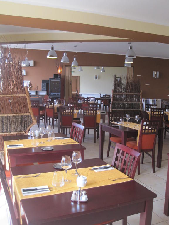 Hotel Restaurant Rive Gauche Bessines-sur-Gartempe Екстериор снимка
