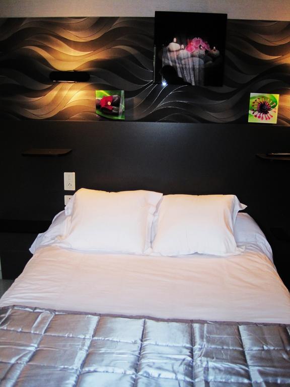 Hotel Restaurant Rive Gauche Bessines-sur-Gartempe Екстериор снимка
