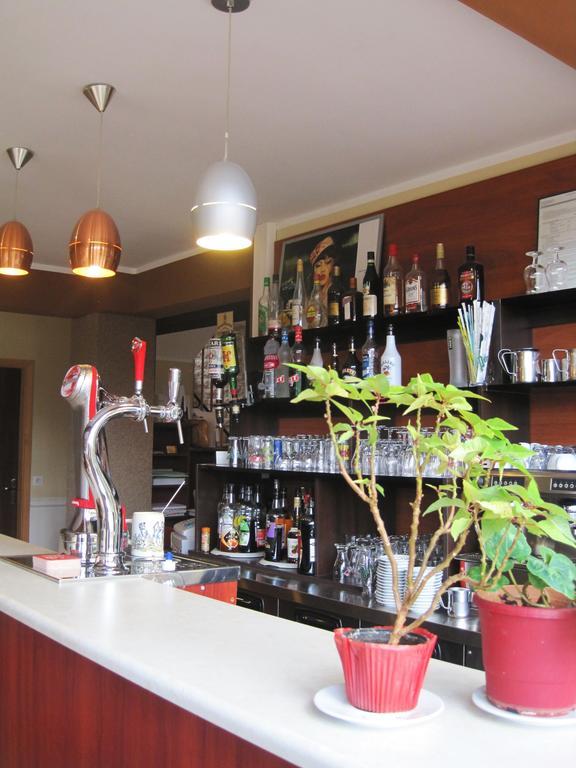 Hotel Restaurant Rive Gauche Bessines-sur-Gartempe Екстериор снимка
